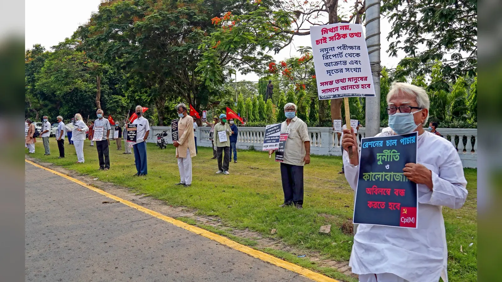 Covid19 Lockdown: जलपाईगुड़ी की जेल में हिंसक प्रदर्शन, कोलकाता में वामदलों के नेता हिरासत में