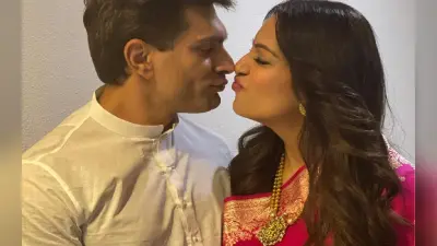 बिपाशा बसु-करण सिंह ग्रोवर के घर आई लक्ष्मी, शादी के छह साल एक्ट्रेस ने दिया बेटी को जन्म, देखें तसवीरें