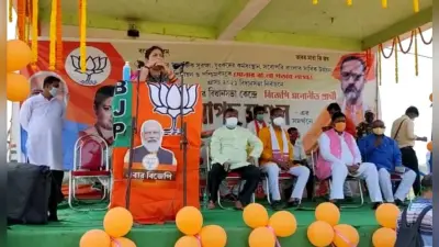 TMC पर स्मृति ईरानी का हमला, कहा-अब तानाशाही सरकार जायेगी, विकास की सरकार आयेगी