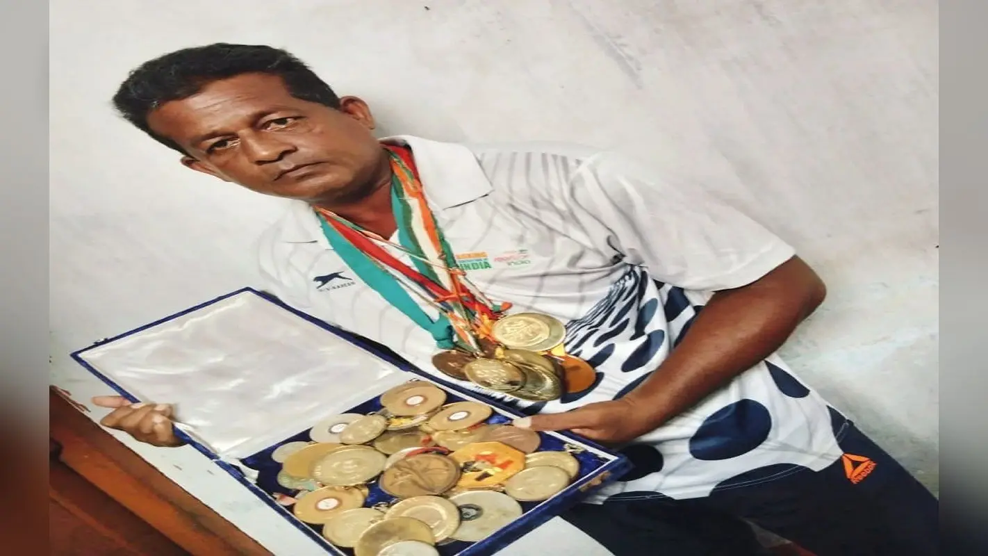 अंतरराष्ट्रीय बॉक्सर बिरजू शाह कर रहे थे सिक्योरिटी गार्ड की नौकरी, बच्चों ने छोड़ दी थी पढ़ाई