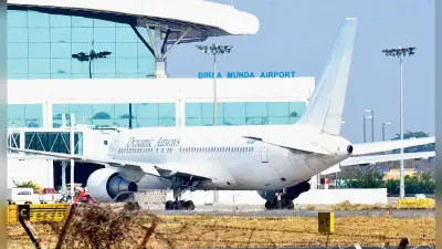 DGCA: हवाई यात्रियों को मिलेगी बड़ी राहत, टिकट ‘डाउनग्रेड’ करने पर एयरलाइंस देगा मुआवजा