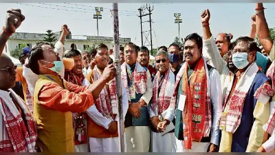 Ranchi News: आदिवासियों की जमीन वापसी के लिए बने सख्त कानून, बीजेपी अनुसूचित जनजाति मोर्चा का प्रस्ताव पारित