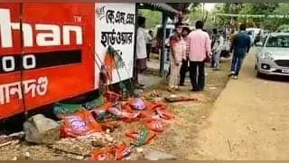 औसग्राम में बीजेपी के बूथ कैंप पर हमला, तो गलसी के एक बूथ पर बिजली हुई गुल, इलाके में तनाव