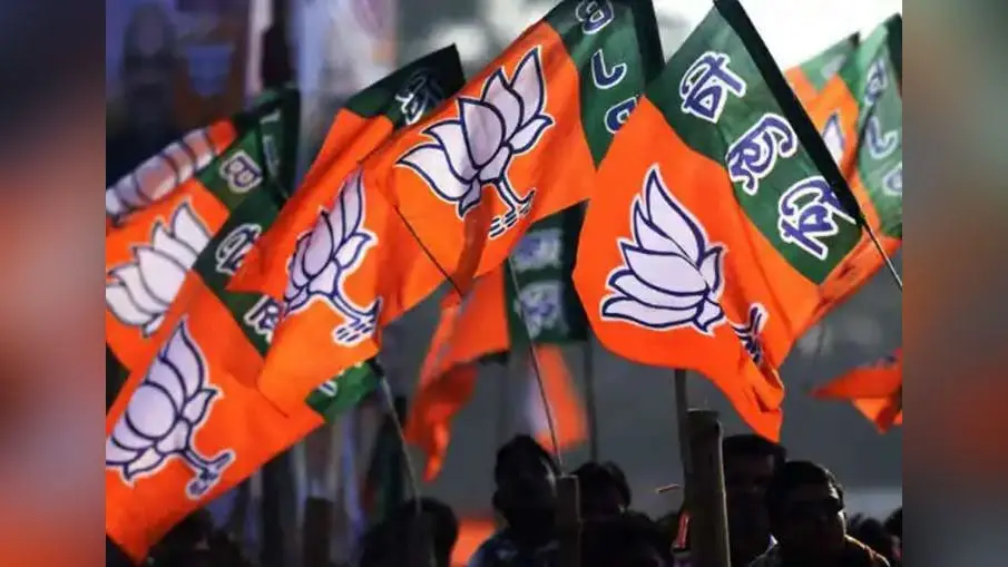 बंगाल चुनाव 2021: तीसरे चरण में BJP के दो प्रत्याशी फिल्म स्टार, चुनावी मैदान में चलेगा जादू !
