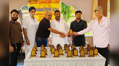‘अपनों की याद में’ सात युवतियों समेत 43 ने किया रक्तदान, अनोखे तरीके से अपनों को दी श्रद्धांजलि
