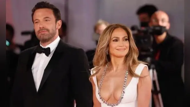Jennifer Lopez Engagement: जेनिफर लोपेज और बेन एफ्लेक दूसरी बार की सगाई, दिखाई इंगेजमेंट रिंग