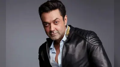 जब बॉलीवुड की इस एक्ट्रेस से शादी करना चाहते थे बॉबी देओल, पिता धर्मेंद्र की वजह से टूट गया था रिश्ता!