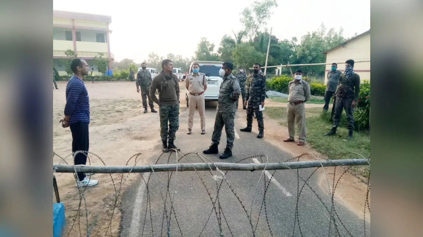 झारखंड की सीमा सील, एसपी ने कहा : छत्तीसगढ़ से राज्य में प्रवेश करने वालों पर रखें कड़ी नजर