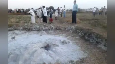 Telangana: 120 फीट गहरे बोरवेल में रात भर सिसकियां भरता रहा मासूम, 17 फीट पर तोड़ा दम
