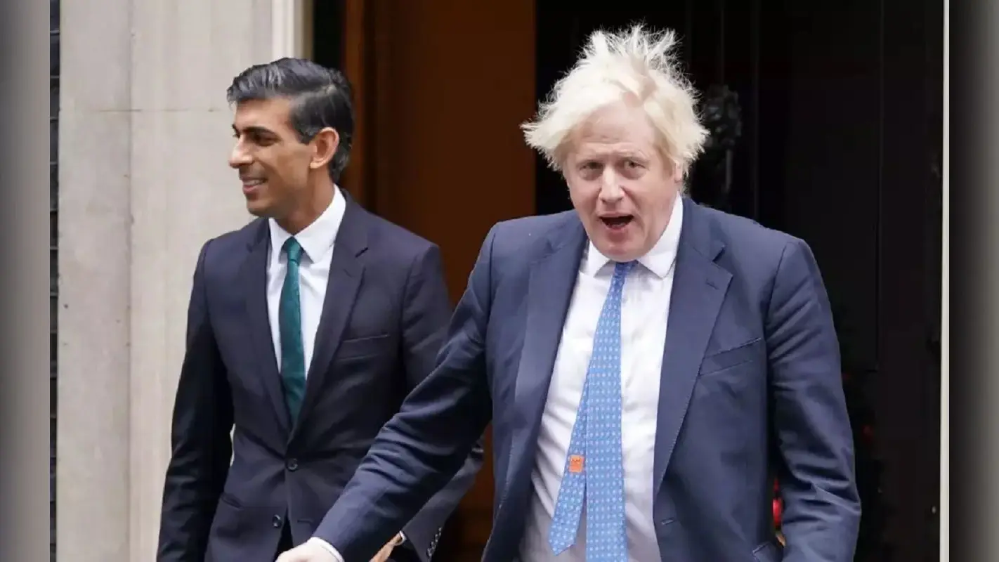 Britain Political Crisis: पीएम पद के उम्मीदवार नहीं होंगे जॉनसन! ऋषि सुनक पहुंचे कुर्सी के बेहद करीब