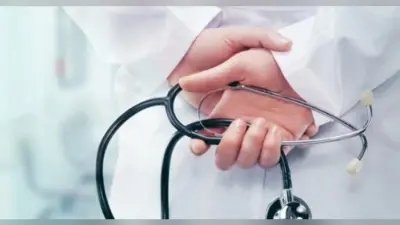 मास्क को ले सदर अस्पताल के चिकित्सकों का कार्य बहिष्कार