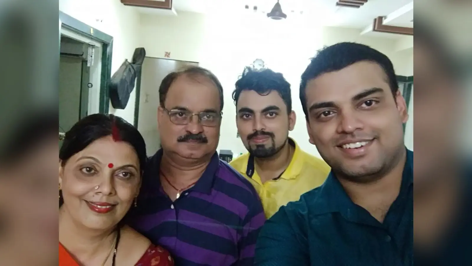 BPSC 64th Exam Result: बिना कोचिंग के अनुराग ने पाई सफलता, तीसरा स्थान पाकर परिवार का बढ़ाया मान