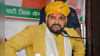 बृजभूषण शरण सिंह पॉक्सो मामले में नाबालिग और उसके पिता का दर्ज होगा बयान, कोर्ट ने जारी किया नोटिस