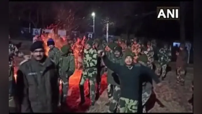 कोरोना संक्रमण को बढ़ता देख, असम-बंगाल सीमा सील, व्यवसायी और आमलोगों का फूटा गुस्सा