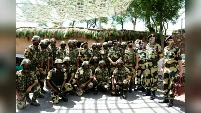 India China: चीन और पाकिस्तान हमारे खिलाफ रच रहे साजिश, LoC के दौरे पर जवानों से बोले बीएसएफ प्रमुख