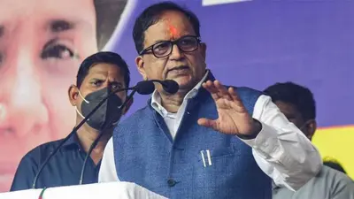 ‘बिकरू कांड नरसंहार, बसपा सरकार बनने पर दाखिल रिपोर्ट की फिर से कराएंगे जांच’, भाजपा पर बरसे सतीश चंद्र मिश्रा