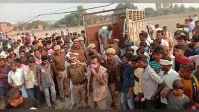 Budaun News: बदायूं में दिनदहाड़े पोस्टमैन की हत्या, पुलिस छावनी में तब्दील हुआ गांव