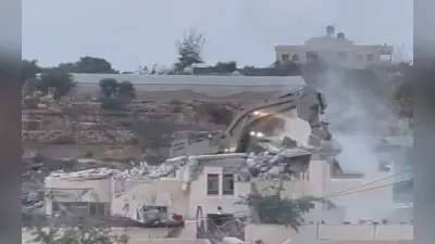 Israel Hamas War: युद्ध के बीच इजराइल का ‘बुलडोजर एक्शन’, जमीदोंज हुई यह आलीशान इमारत! देखें तस्वीर