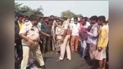 गलसी में अलग-अलग सड़क दुर्घटनाओं में दो युवकों की मौत, 35 घायल, ग्रामीणों ने की सड़क जाम