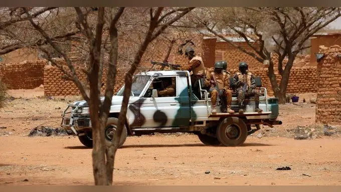 Burkina Faso Militant Attack : जिहादियों ने 100 लोगों की कर दी हत्या, घरों और बाजार में लगाई आग