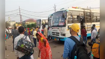 Patna : छठ पर घर जाने की जद्दोजहद, किराया देने के बाद भी नहीं मिल रही सीट, बसों में ठूंस कर जा रहे यात्री