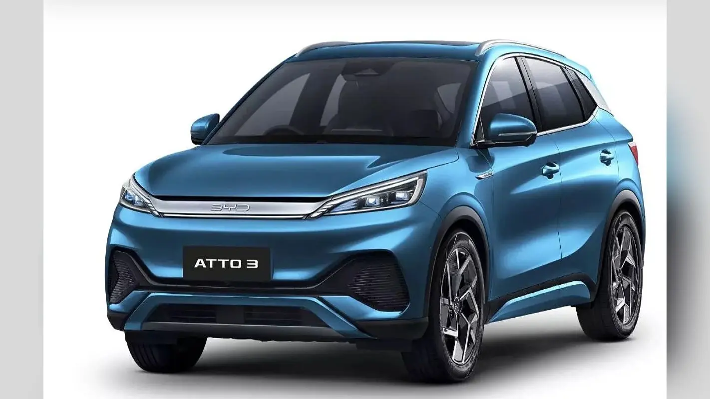 BYD Atto 3 EV भारत में लॉन्च, सिंगल चार्ज में देगी 521 किलोमीटर की रेंज, जानें फीचर्स की डिटेल्स