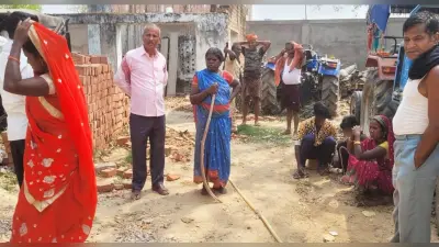 Lakhisarai: नाबालिग प्रेमी जोड़े का घंटों चला ड्रामा, साथ जीने-मरने की कसमें खाकर साथ रहने पर अड़े