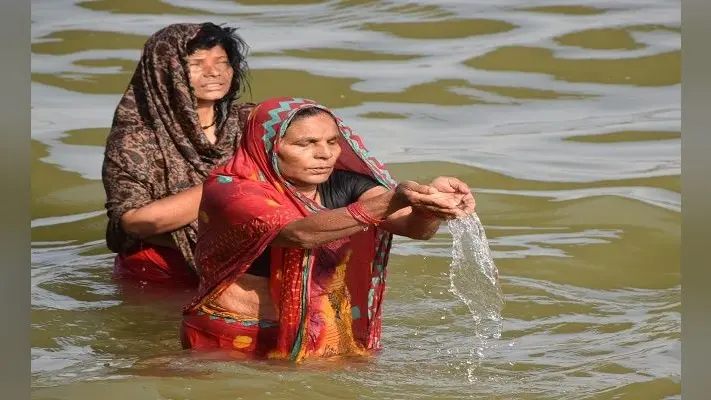Chhath puja guidelines in jharkhand 2020 : इस बार छठ में घर पर ही दें अर्घ्य घाटों पर पूजा की अनुमति नहीं