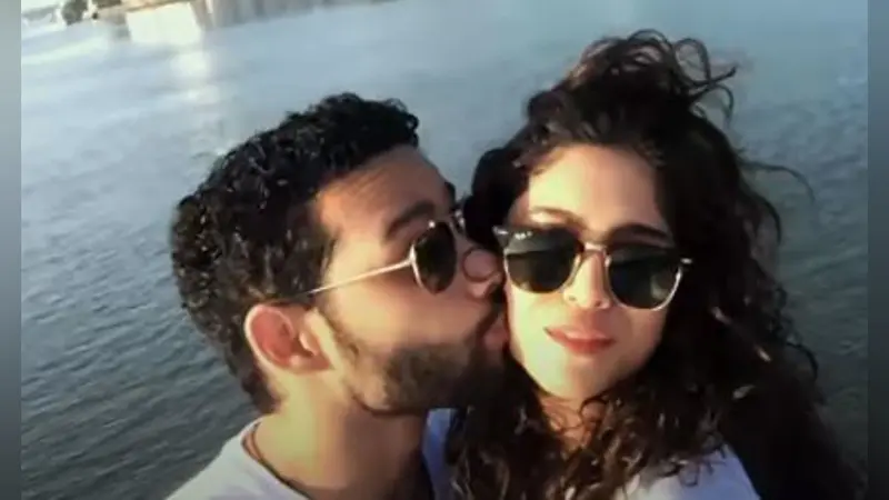 इंटरनेट पर धमाल मचा रहा नए बंटी-बबली का गाना, Luv Ju गाने में दोनों की केमिस्ट्री ने लगाई आग
