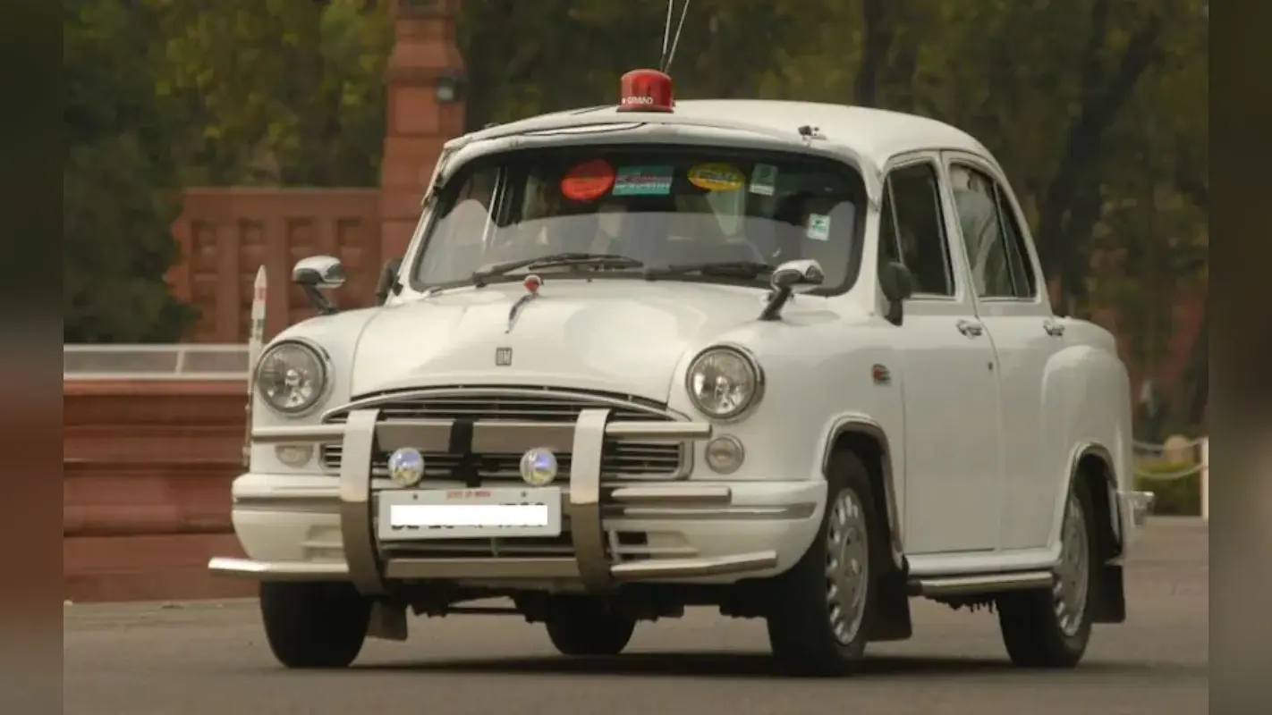 Car of The Century: सफेद रंग और लाल बत्ती वाली वो कार जिसकी कभी राष्ट्रपति और प्रधानमंत्री करते थे सवारी