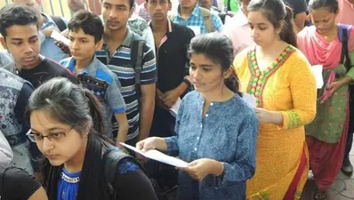 ICSSR Recruitment 2023: एलडीसी, रिसर्च असिस्टेंट और कई पदों के लिए निकली वैकेंसी, इस दिन से करें आवेदन