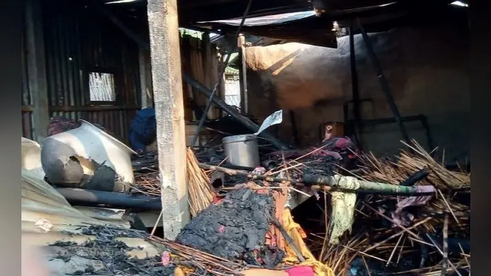 Katihar News: कटिहार में आग लगने से तीन बच्चों सहित महिला की मौत, एक की हालत नाजुक