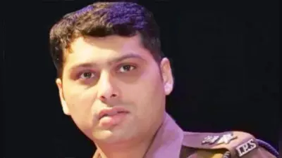 कानपुर मुठभेड़ : SSP ने तीन पुलिसकर्मियों को किया निलंबित, शहीदों के परिजनों को एक-एक दिन का वेतन देंगे सभी अधिकारी-कर्मचारी
