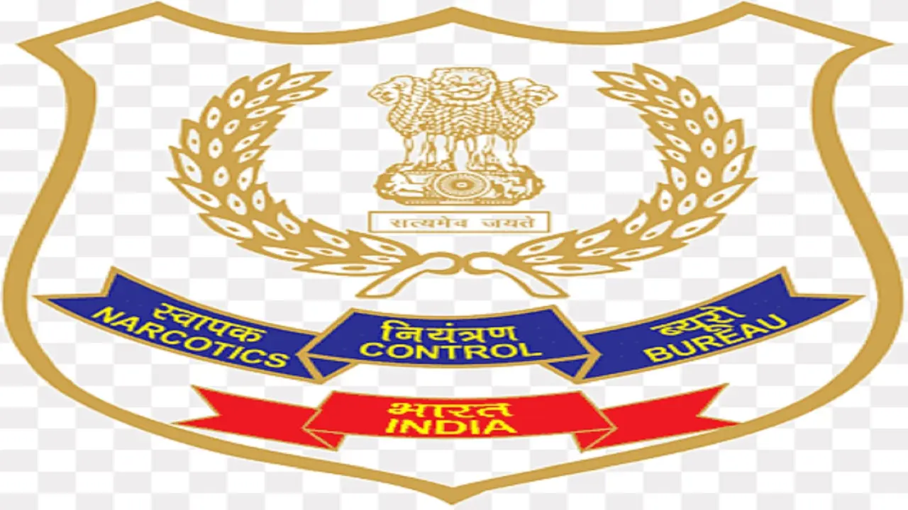 दिल्ली: प्रतिबंधित दवा बनाने वाली फैक्टरी का भंडाफोड़, हनी प्रोसेसिंग यूनिट की आड़ में हो रहा था निर्माण