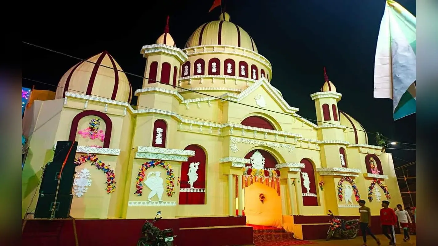 पूर्वी सिंहभूम के चाकुलिया का पुराना बाजार दुर्गापूजा पंडाल बना सर्वश्रेष्ठ पंडाल, जानें इसकी खासियत