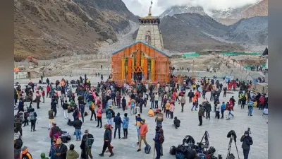 Chardham Yatra: हाईकोर्ट ने चारधाम यात्रा से सशर्त हटाई रोक, बदरीनाथ में रोजाना 1200 श्रद्धालु कर सकेंगे दर्शन