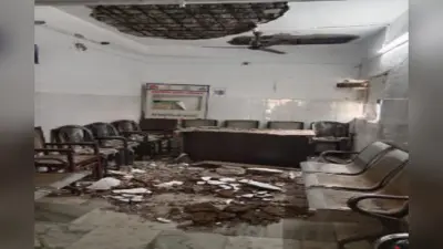 लोहरदगा के कुड़ू में बड़ा हादसा टला, जर्जर अवस्था में है सामुदायिक स्वास्थ्य केंद्र का भवन