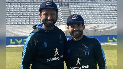 Cheteshwar Pujara Century: चेतेश्वर पुजारा को आईपीएल और टीम इंडिया में नकारा, तो विदेश में जड़ दिया शतक
