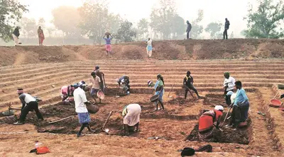 अकुशल श्रमिकों के लिए भी हों मौके