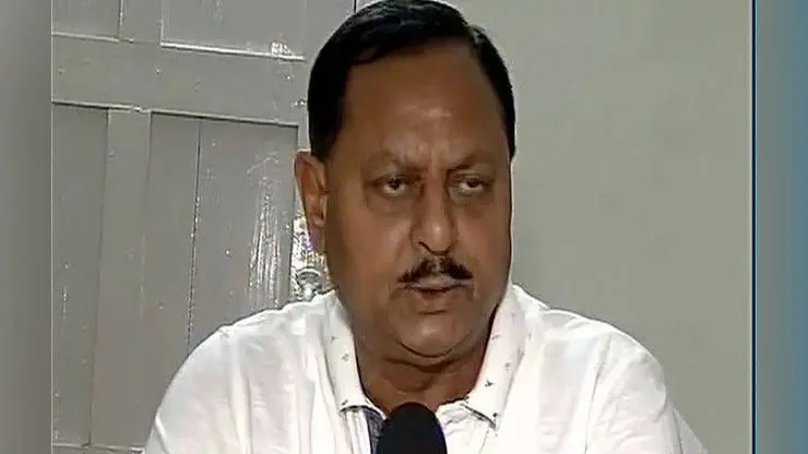 Bihar News: पेट्रोल पंप मालिक की हत्या पर BJP सांसद बोले- पुलिस है निकम्मी, SP को सस्पेंड करने की मांग