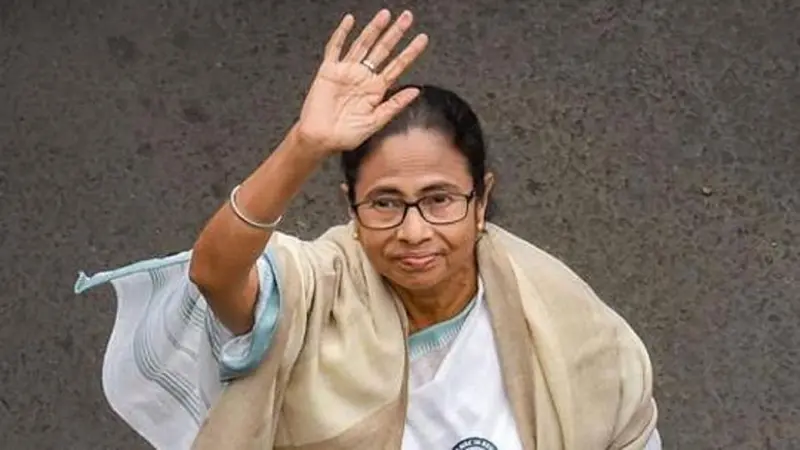 West Bengal Civic Poll: BJP का सूपड़ा साफ, TMC ने लहराया परचम, अपना गढ़ भी नहीं बचा पाए शुभेंदु अधिकारी