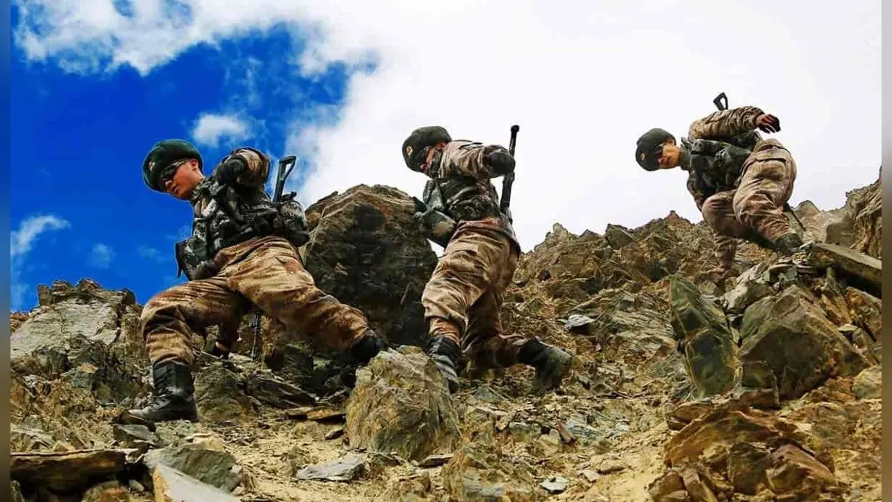 गलवान घाटी में सैनिकों की मौत के आंकड़ों पर तीन पत्रकारों ने उठाया सवाल, तो चीन ने कर लिया गिरफ्तार