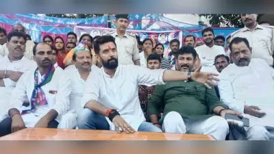 ‘जहरीली शराब पीने से चली गई आंखें, अब लेना पड़ रहा है जमानत’, बेतिया में चिराग पासवान का नीतीश सरकार पर अटैक