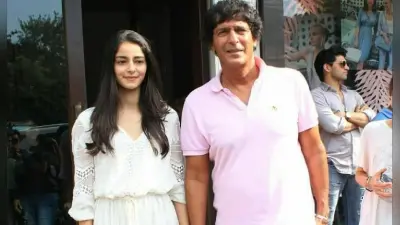 अनन्या पांडे इस आउटफिट की वजह से आईं ट्रोलर्स के निशाने पर, पिता चंकी पांडे ने दिया करारा जवाब