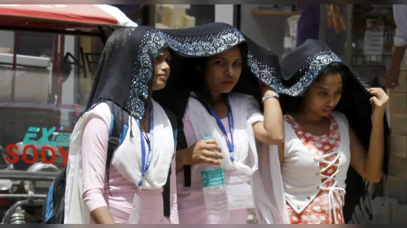 Jharkhand Weather Forecast: चिलचिलाती धू�� से धनबाद का पारा पहुंचा 40 डिग्री, 15 अप्रैल तक कैसा रहेगा मौसम?