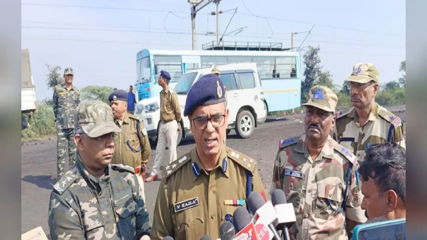 झारखंड के धनबाद में हथियारों से लैस कोयला तस्कर CISF जवानों को देखते ही क्यों करने लगे फायरिंग ?