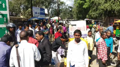 झारखंड में Coronavirus का खौफ : रजरप्पा मंदिर में विदेशी नागरिकों के प्रवेश पर रोक, कोर्ट से लोगों को निकाला, विधानसभा में था ऐसा नजारा