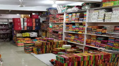 Bhagalpur में बाढ़ ने 50 फीसदी से अधिक का बाजार को किया चौपट, कारोबार प्रभावित से व्यापारी मायूस