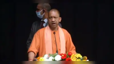 CM योगी आदित्यनाथ ने दिव्यांगों को सराहा महर्षि अष्टावक्र, कालिदास, वैज्ञानिक स्टीफेंस हॉकिंस का दिया उदाहरण