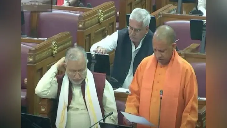 UP Assembly Winter Session: सीएम योगी ने मुलायम को किया याद, कहा- राजनीति के संघर्षशील युग का हुआ अंत